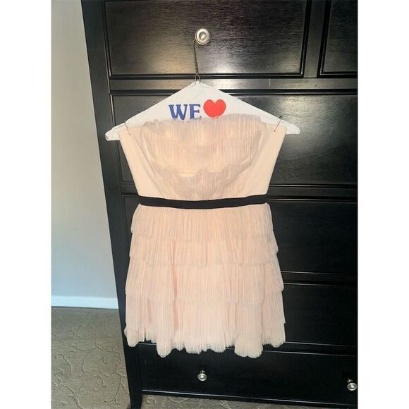 BCBGMAXAZRIA Women's Strapless  Fit & Flare Dress Size 6 - Picture 2 of 10